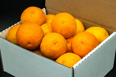 Medium Box of California Valencia Oranges (approximately 20 oranges, size varies)