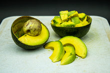 Load image into Gallery viewer, 5 Reed Avocados - A large avocado with bold flavor
