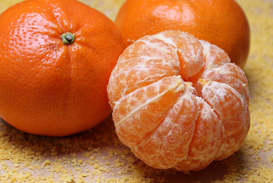 Subscription Seasonal Citrus  - Medium Box (approximately 20 fruits, size varies)